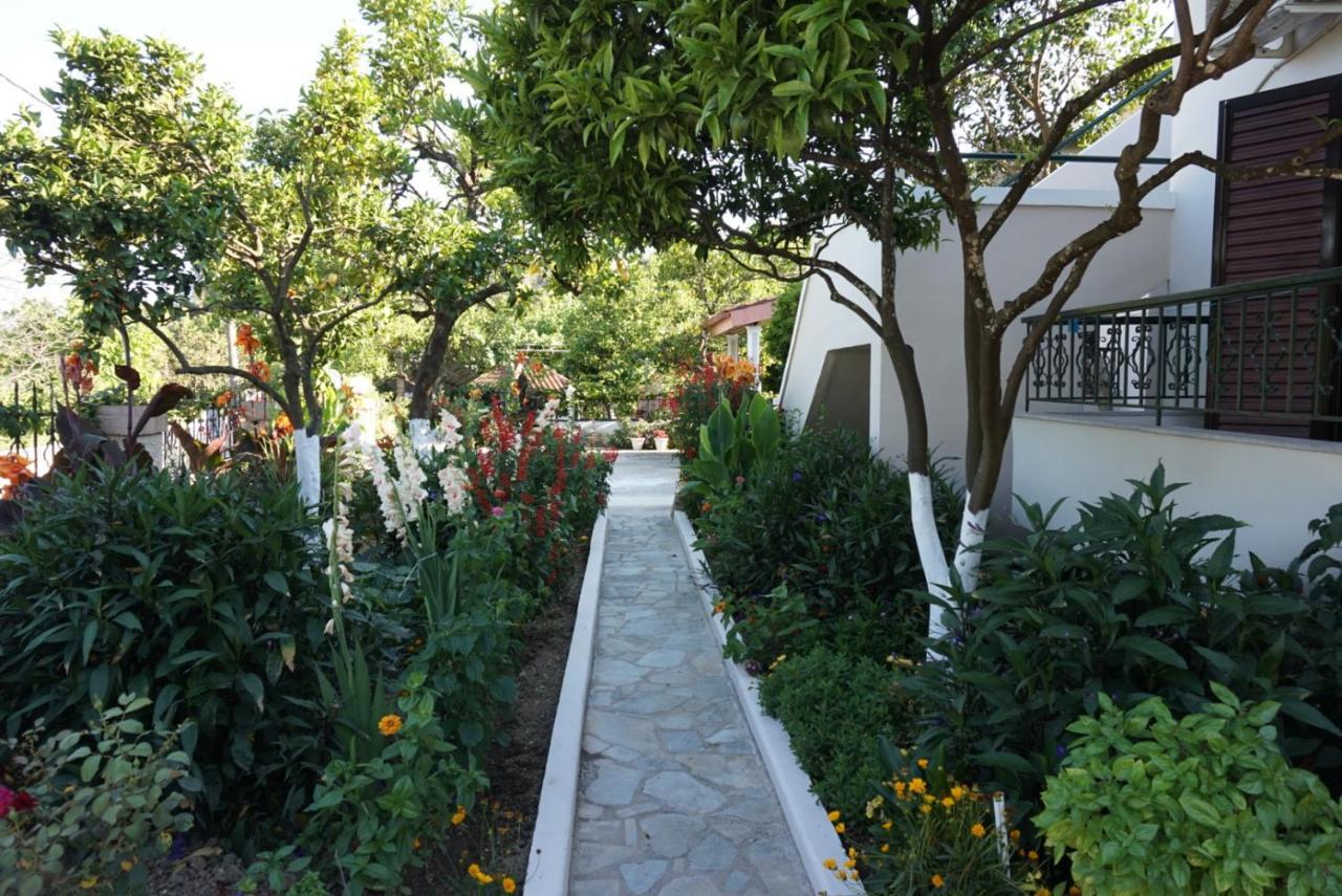 Villa Nikolaou Парга Экстерьер фото