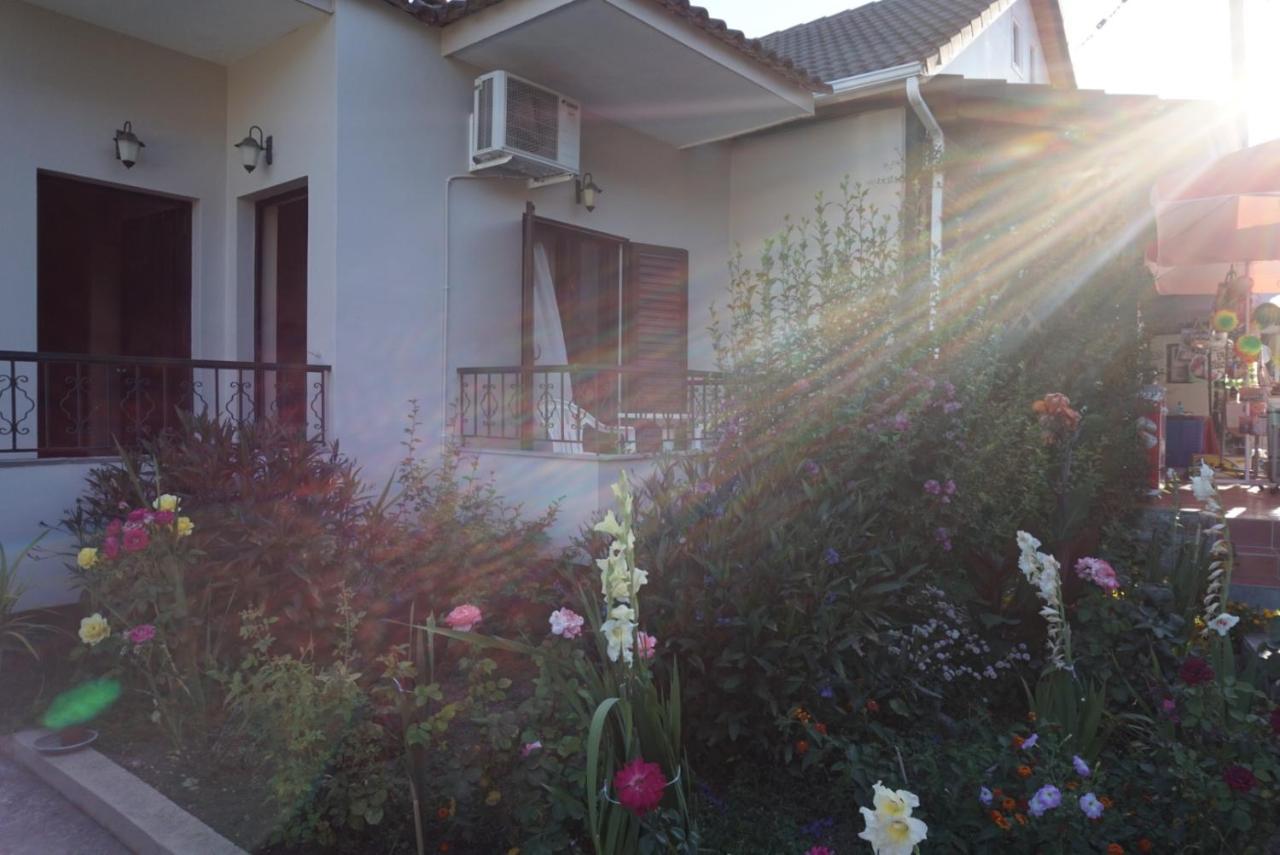 Villa Nikolaou Парга Экстерьер фото