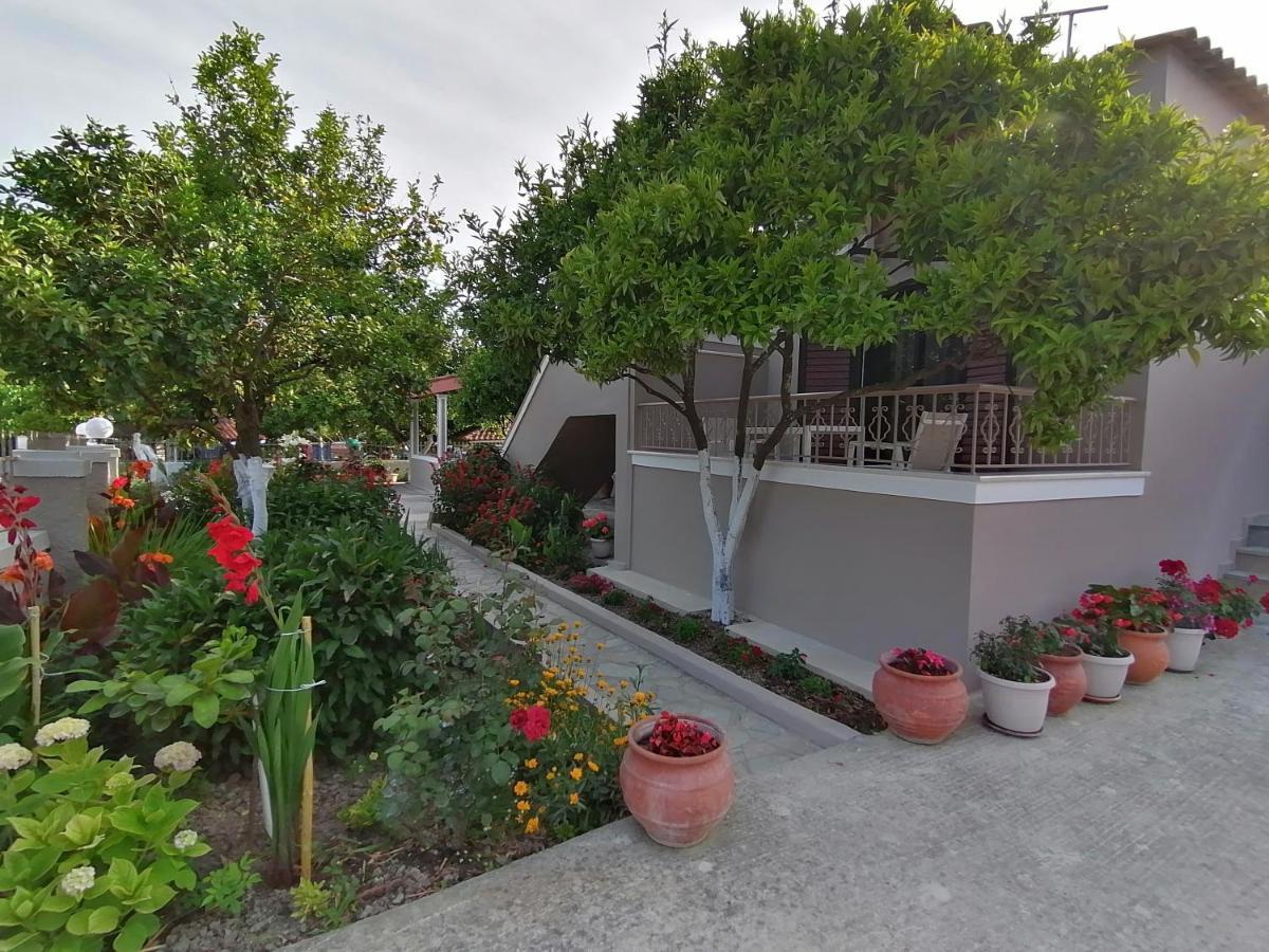Villa Nikolaou Парга Экстерьер фото