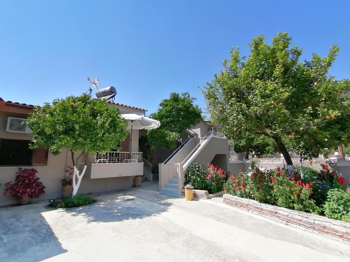 Villa Nikolaou Парга Экстерьер фото